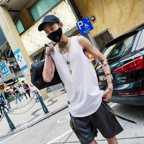 Hosszú tiszta férfi felső fekete-fehér színben