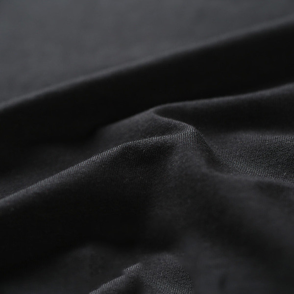 Férfi felső két színben virágos motívummal