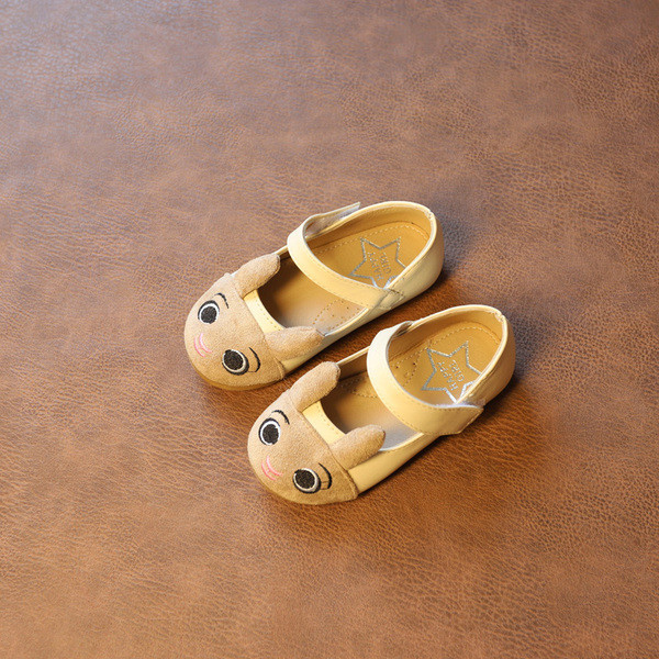 Gyerekcipő lányoknak 3D dekorációval, három színben