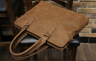 Barna, elegáns férfi üzleti táska eco bőrből