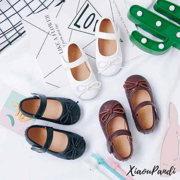 Alkalmi gyerekcipő lányoknak szalaggal