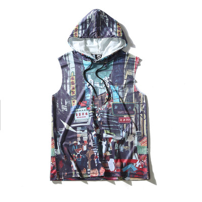 Különböző színű graffitivel díszített férfi felső, kapucnival