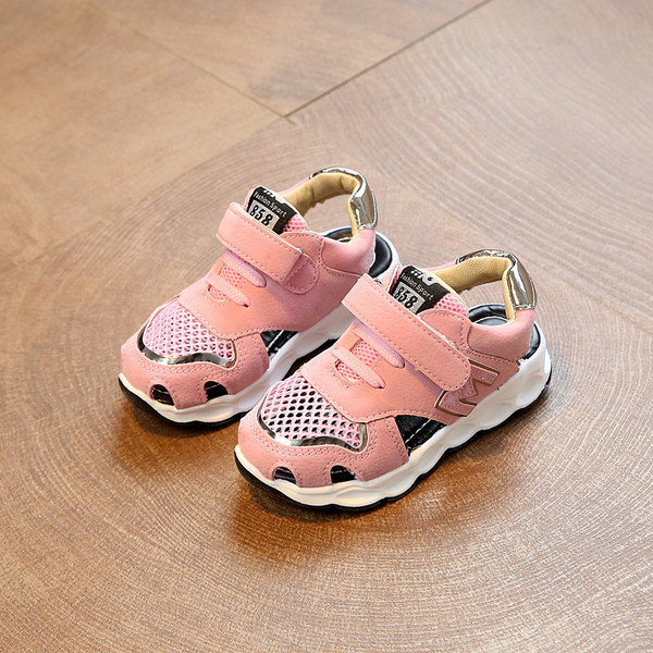 Zárt unisex modell gyerekszandál