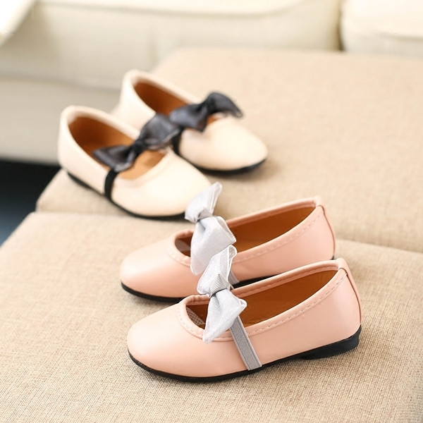 Három színű szalagos gyerekcipő lányoknak