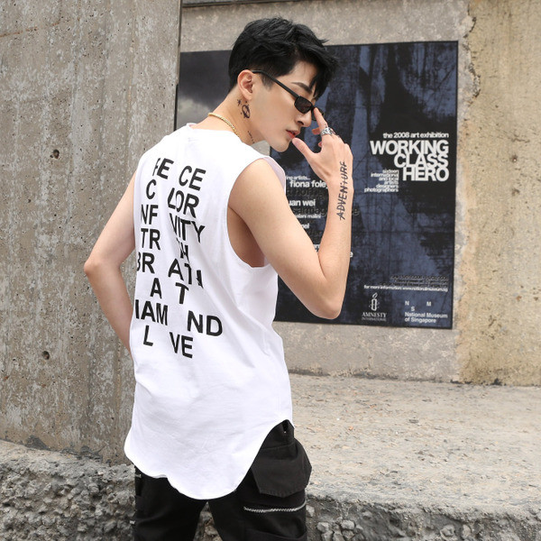 Férfi lezser hosszú nadrág felső fekete-fehér színben, hátoldalán felirattal