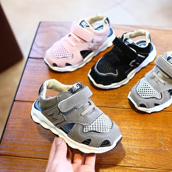 Παιδικά σανδάλια κλειστό μοντέλο για κορίτσια και αγόρια