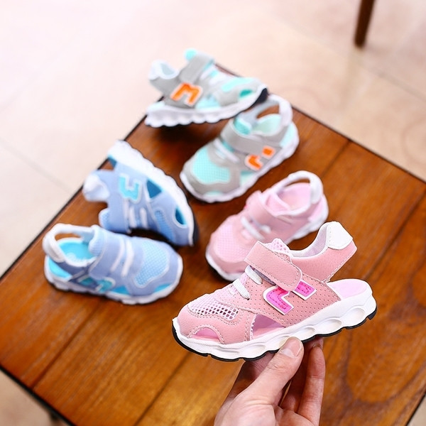 Παιδικά σανδάλια κλειστό μοντέλο για κορίτσια και αγόρια