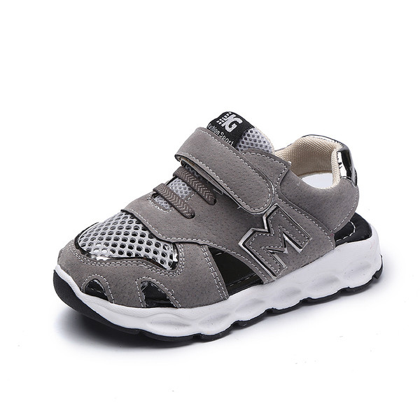 Παιδικά σανδάλια κλειστό μοντέλο για κορίτσια και αγόρια