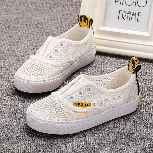 Παιδικά σταυροειδεί παπούτσια για αγόρια σε διάφορα χρώματα