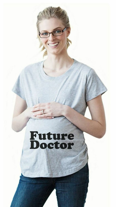 Tricou in mai multe culori pentru gravide cu inscriptie si imprimeu