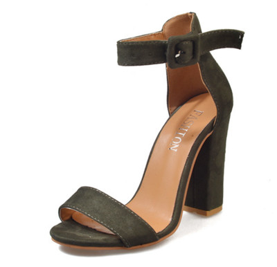 Pantofi clasici de dama cu toc in trei culori