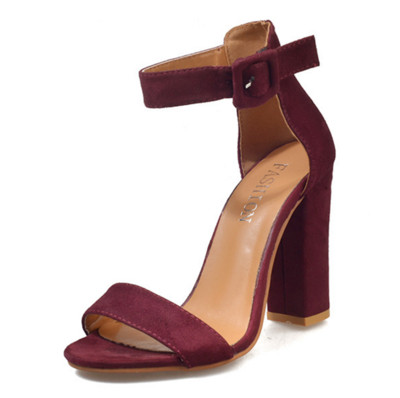 Pantofi clasici de dama cu toc in trei culori