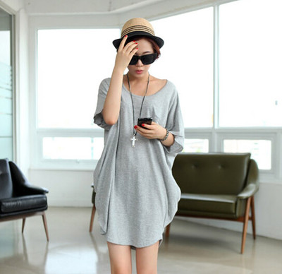 Tunica de dama potrivita pentru femeile insarcinate cu inscriptie