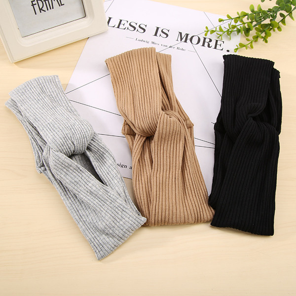 Banda elastica de par de dama intr-un model simplu si culori diferite