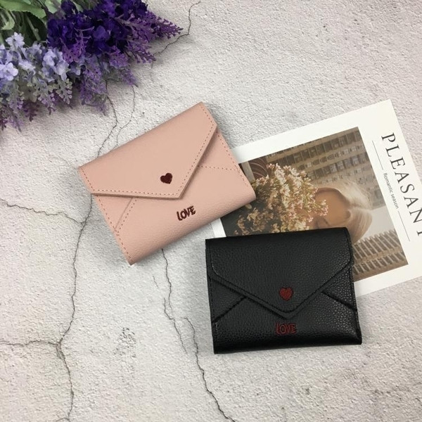 Geanta de dama cu nasture inima in trei culori