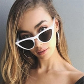 Ochelari eleganti de dama in forma de ochi de pisica in diferite culori