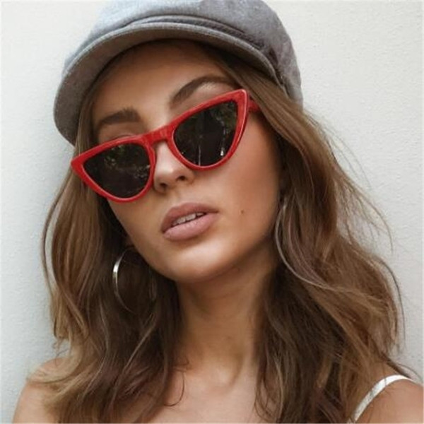 Ochelari eleganti de dama in forma de ochi de pisica in diferite culori