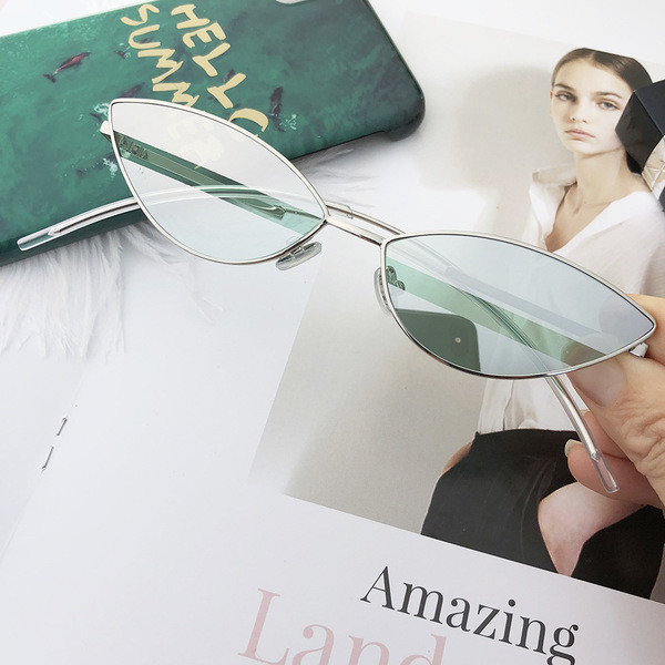 Ochelari moderni de dama in forma ovala in diferite culori