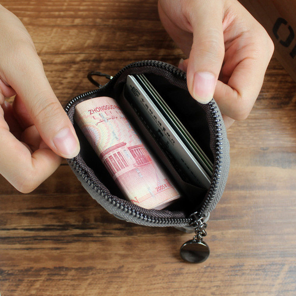 Breloc poșetă mică din piele ecologică în diferite culori