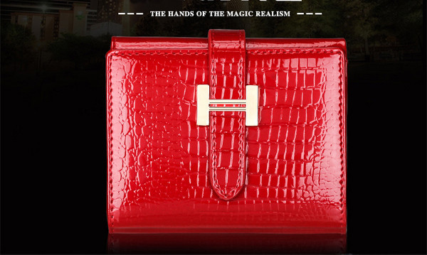 Portofel de dama confortabil din piele lacuita in mai multe culori