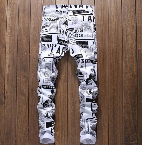 Blugi moderni pentru bărbați în alb cu inscripție