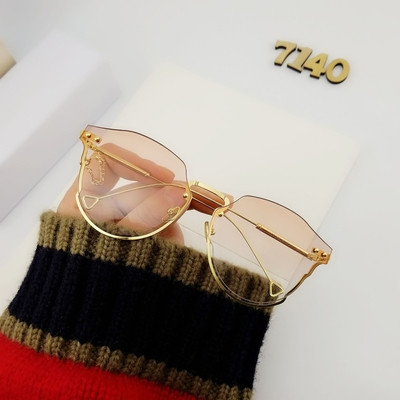 Ochelari moderni de dama cu lant in diferite culori