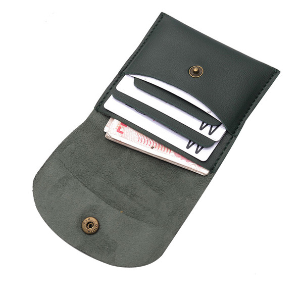 O poseta mica de dama din piele ecologica cu nasture in trei culori