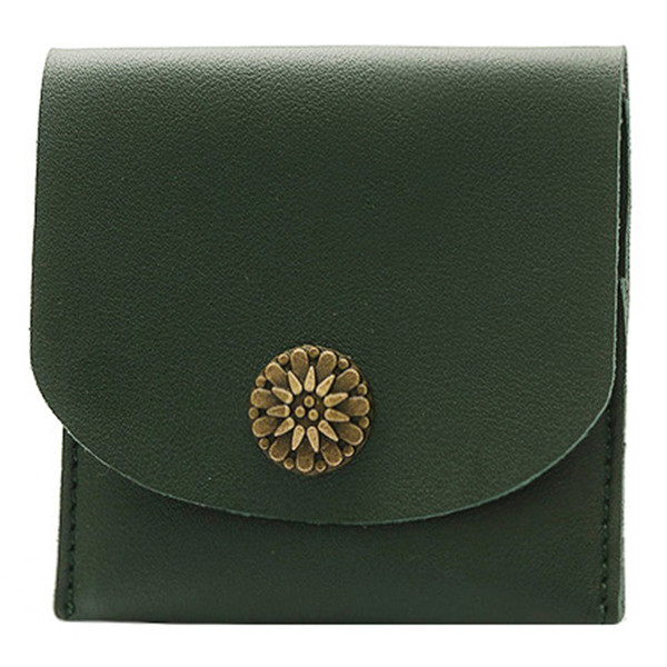 O poseta mica de dama din piele ecologica cu nasture in trei culori