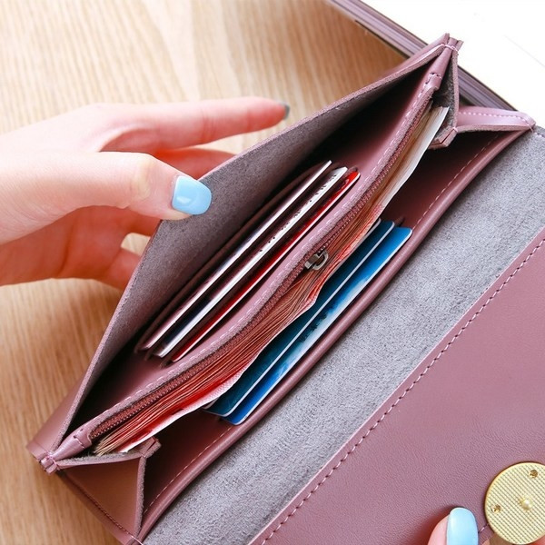 Portofel lung de dama cu nasture din piele ecologica