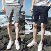 Blugi scurti de barbati rupti in mai multe culori