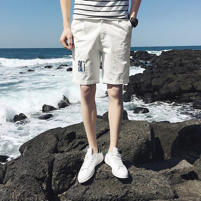 Blugi scurti de barbati rupti in mai multe culori