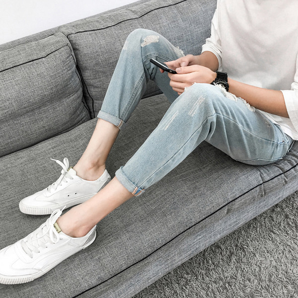 Blugi bărbați rupti de culoare deschisă