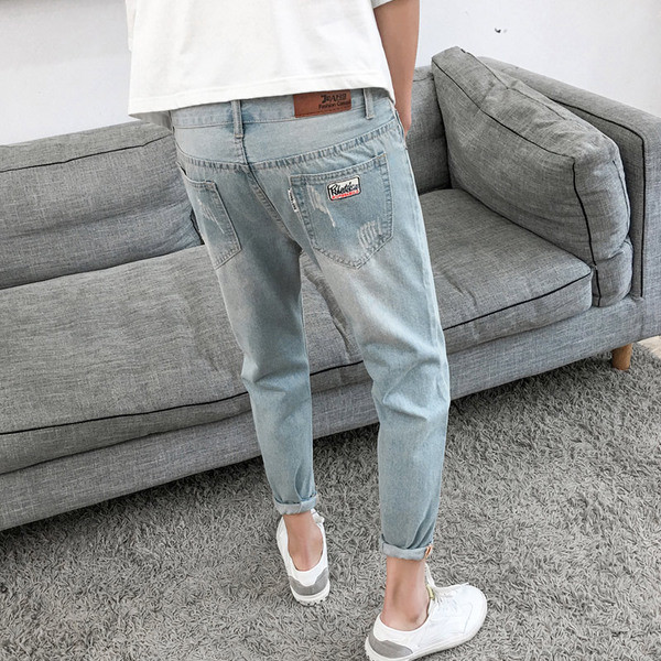 Blugi bărbați rupti de culoare deschisă