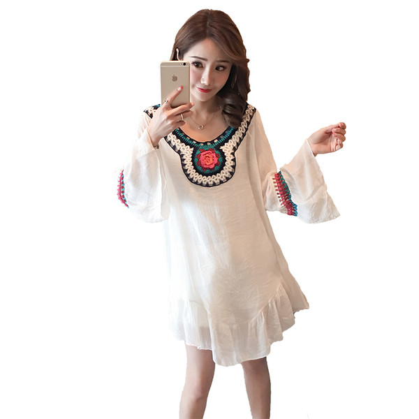 Cămașă lungă albă cu broderie pentru gravide