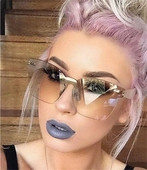 Ochelari pătrați moderni de damă cu lentile mari