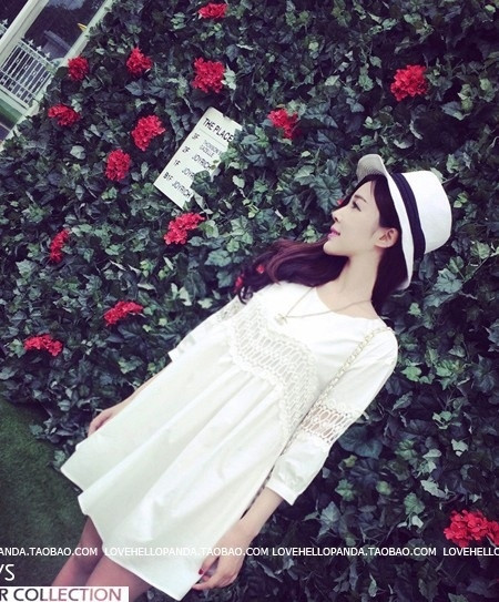 Rochie alba pentru gravide cu maneci 3/4