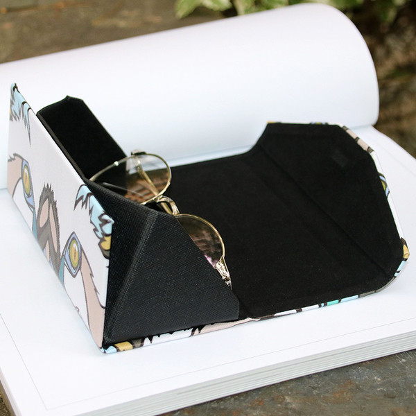Husa de dama pentru ochelari in trei modele