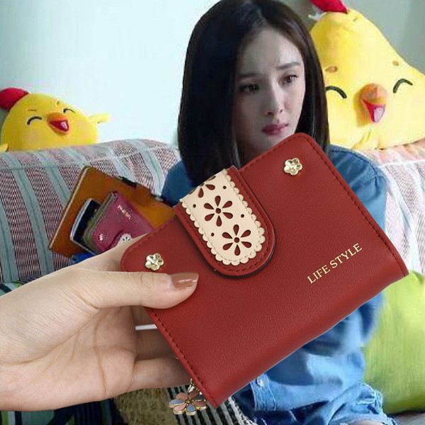 Portofel de dama cu motiv floral