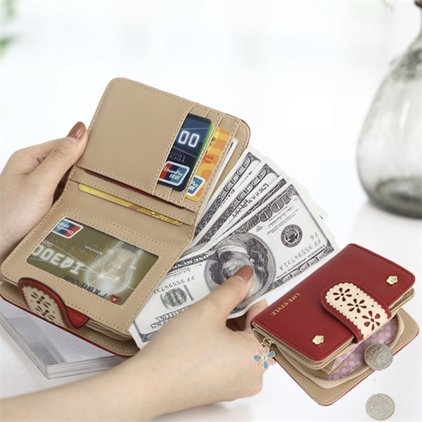 Portofel de dama cu motiv floral