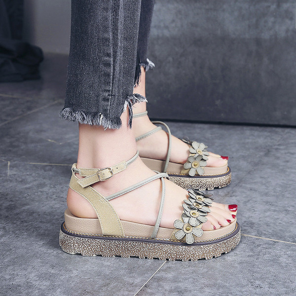 Sandale de dama cu motiv floral si bretele in doua culori