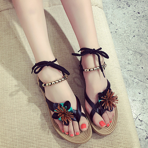 Sandale de dama cu motiv floral in alb si negru