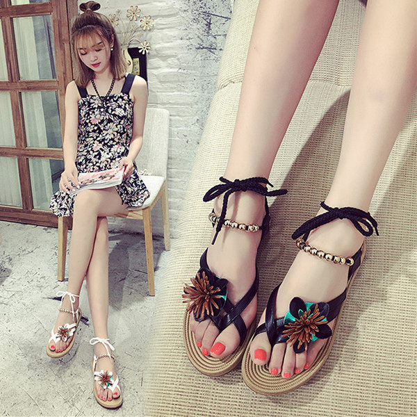 Sandale de dama cu motiv floral in alb si negru