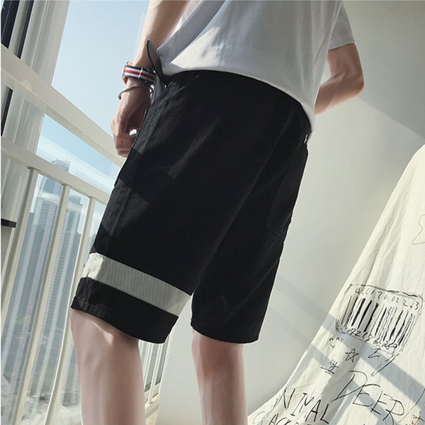 Blugi de bărbați scurti deasupra genunchiului cu buzunare în două culori