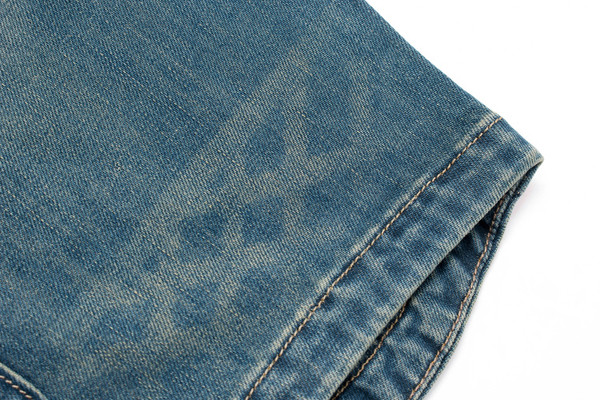 Férfi térdig érő farmer, oldalzsebekkel, két színben