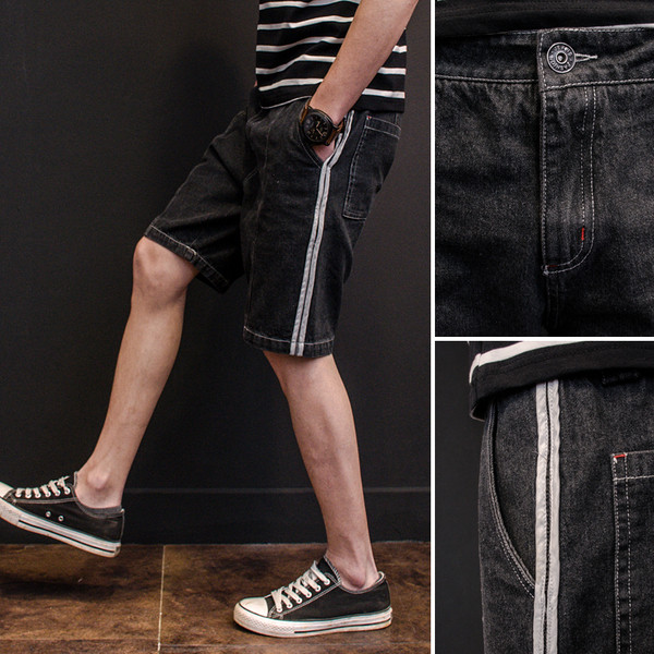 Blugi pentru bărbați deasupra genunchiului cu margini în două culori