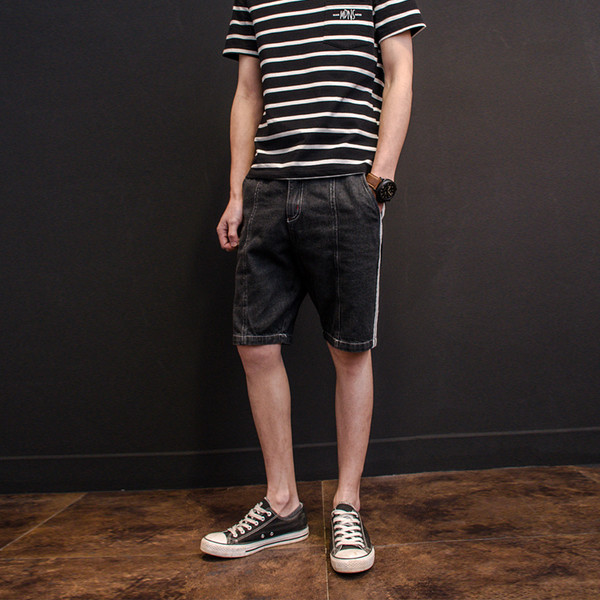 Blugi pentru bărbați deasupra genunchiului cu margini în două culori