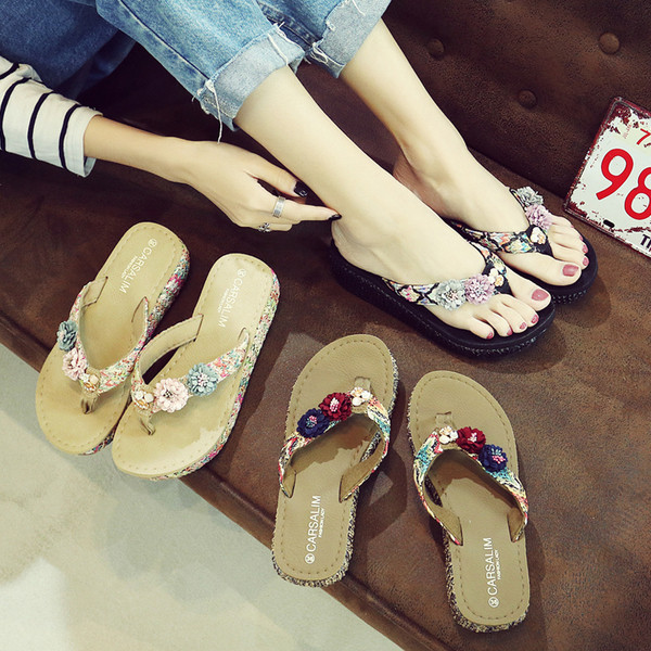 Papuci de femei eleganti peste varf, cu talpa plata si decor floral