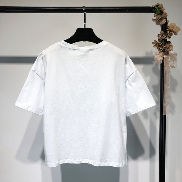 Tricou de damă în stil liber cu inscripție în alb