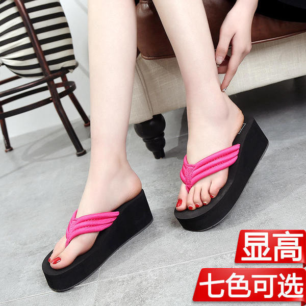 Papuci de dama cu platforma pe platforma intr-un model simplu in diferite culori