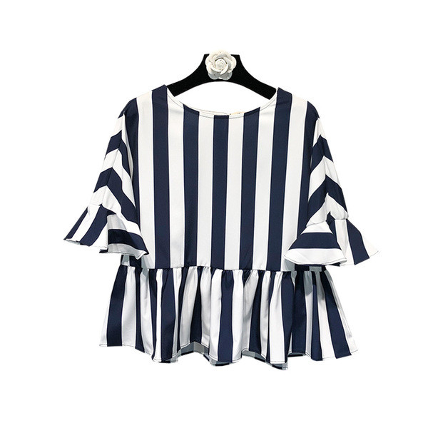 Bluză de damă elegantă cu mâneci și nasturi în dungi 3/4